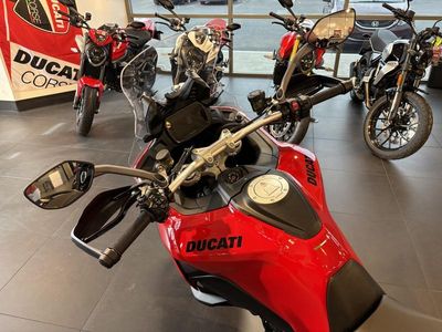 2025 Ducati Multistrada V2 — photo 14 view