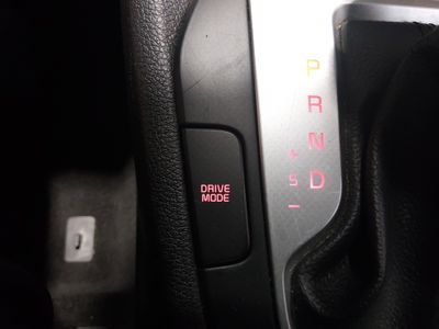 2024 Kia Forte — photo 18 view