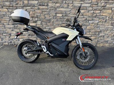 2014 Zero DS™ ZF8.5 — front three-quarter view