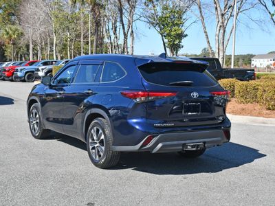 2020 Toyota Highlander - Photo 3
