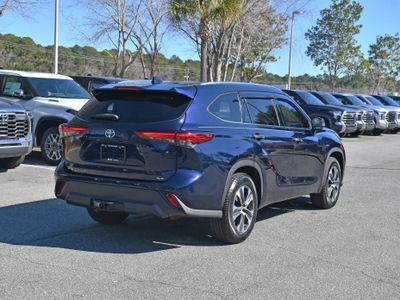 2020 Toyota Highlander - Photo 4