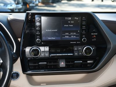 2020 Toyota Highlander - Photo 17