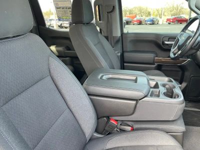 2019 Chevrolet Silverado 1500 — photo 15 view