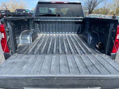 2019 Chevrolet Silverado 1500 — photo 17 view