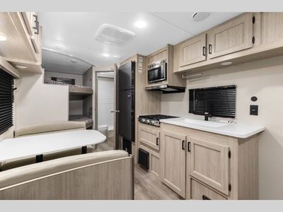 2026 Coachmen RV Catalina Summit Series 8 - Photo 5