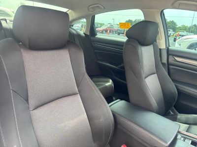 2021 Honda Accord — photo 16 view