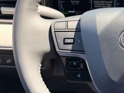 2026 Camry XLE — photo 20 view