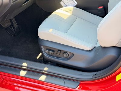2026 Camry XLE — photo 17 view