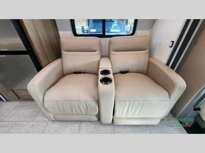 2026 Coachmen RV Freelander - Photo 46