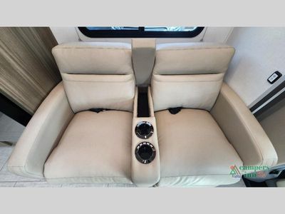 2026 Coachmen RV Freelander - Photo 44