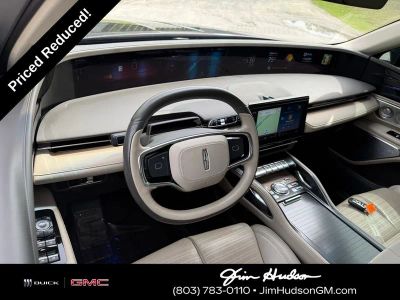 2024 Lincoln Nautilus — interior view