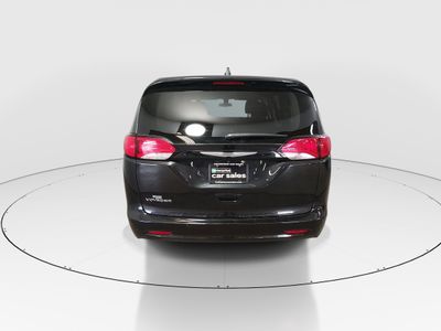 2022 Chrysler Voyager - Photo 6