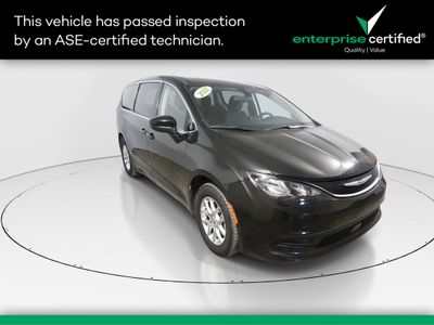 2022 Chrysler Voyager - Photo 1
