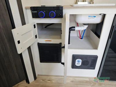 2027 Venture RV Campbound — photo 17 view