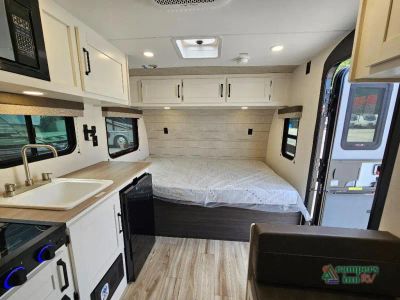 2027 Venture RV Campbound — photo 11 view