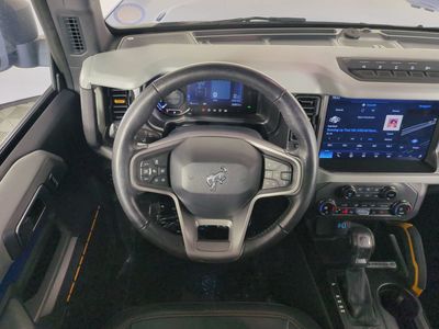 2023 Ford Bronco — photo 18 view
