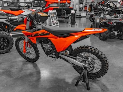 2025 KTM 450 SX-F - Photo 6