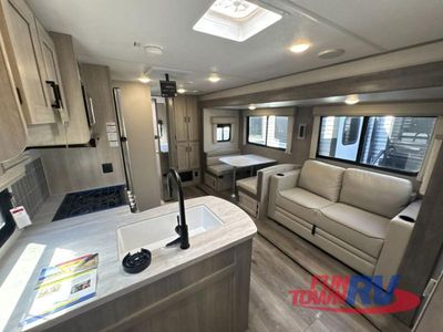 2025 Coachmen RV Catalina Legacy - Photo 17
