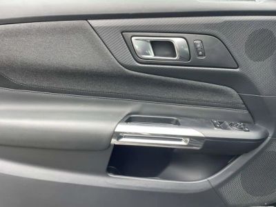 2026 Ford Mustang — photo 19 view