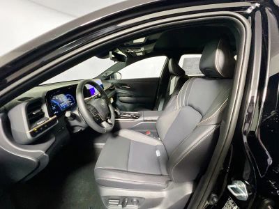 2026 Toyota Crown Signia — photo 12 view