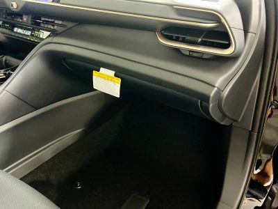 2026 Toyota Crown Signia — photo 30 view