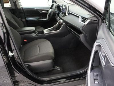 2025 Toyota RAV4 FWD - Photo 37