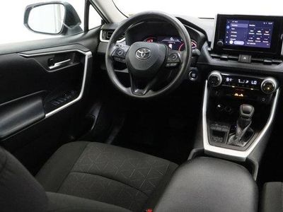 2025 Toyota RAV4 FWD - Photo 31