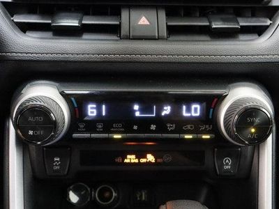 2025 Toyota RAV4 FWD - Photo 20