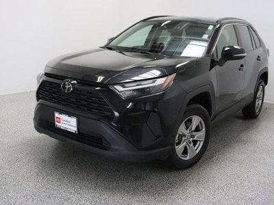 2025 Toyota RAV4 FWD - Photo 2