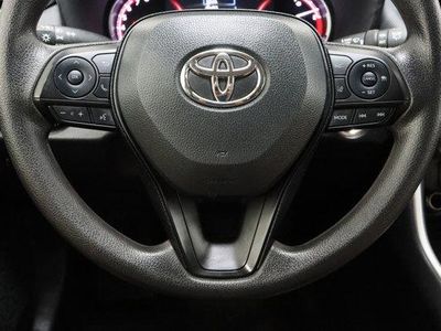 2025 Toyota RAV4 FWD - Photo 24