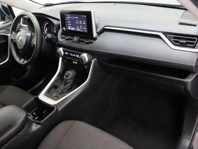 2025 Toyota RAV4 FWD - Photo 36