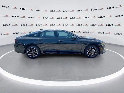 2026 Kia K5 — photo 9 view