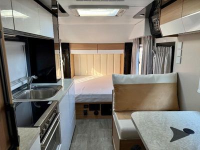 2026 BLACK SERIES Black Series Camper — photo 11 view