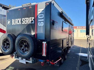 2026 BLACK SERIES Black Series Camper — photo 9 view