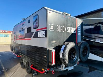 2026 BLACK SERIES Black Series Camper — photo 7 view