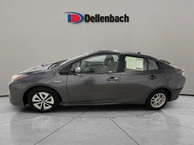 2018 Toyota Prius — side profile view