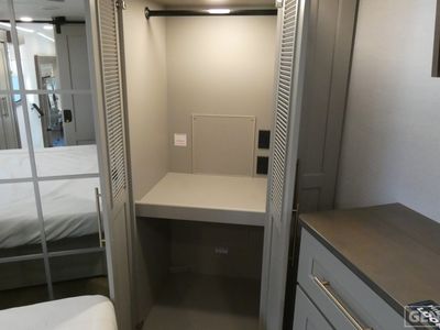 2026 Alliance RV Paradigm - Photo 9