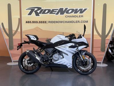 2026 CFMOTO 300SS - Photo 5