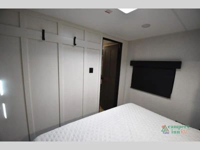 2025 Venture RV Stratus — photo 42 view