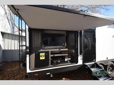 2025 Venture RV Stratus — photo 18 view