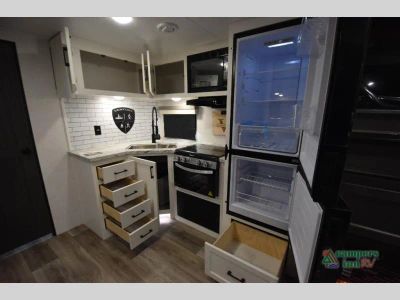 2025 Venture RV Stratus — photo 36 view