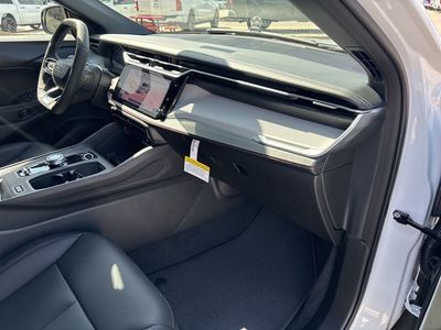 2026 Jeep Cherokee — photo 53 view