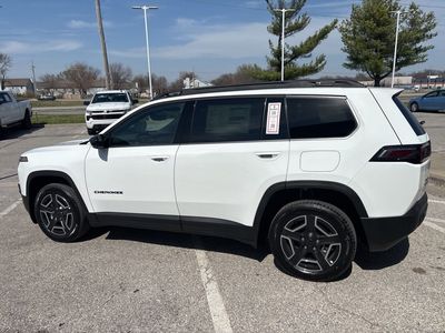 2026 Jeep Cherokee — photo 19 view