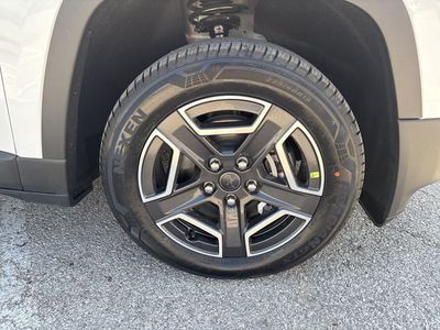 2026 Jeep Cherokee — photo 39 view