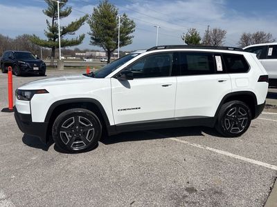 2026 Jeep Cherokee — photo 17 view