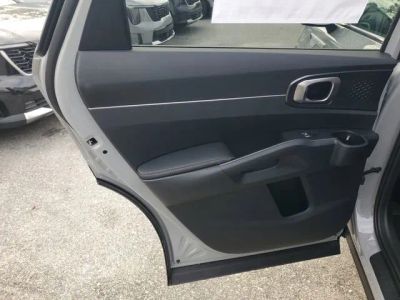 2026 Kia Sorento — photo 26 view