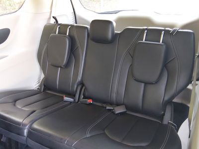 2022 Chrysler Pacifica - Photo 17