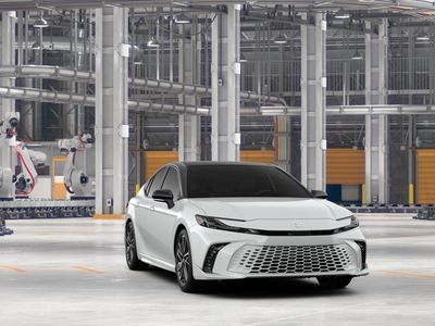 2026 Toyota Camry - Photo 16