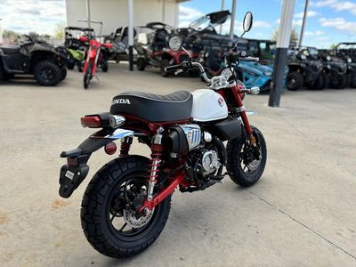 2025 Honda Monkey ABS - Photo 6