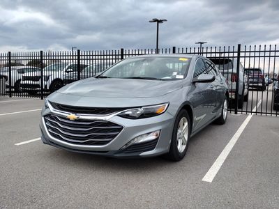 2024 Chevrolet Malibu - Photo 2